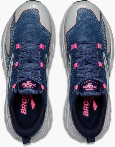 Brooks-Brooks Cascadia 18 Lady-4