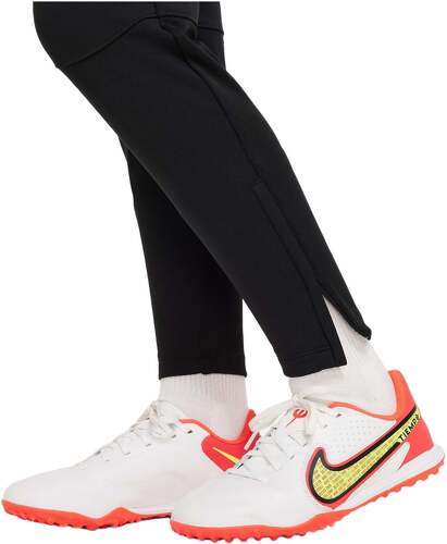 NIKE-Pantalon de survêtement Nike Enfants Therma Fit Academy Winter Warrior noir/blanc-4