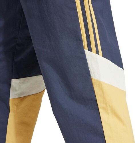 adidas-Pantalon Juventus Fanswear 2024-2025-4