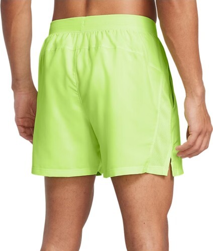 UNDER ARMOUR-UA LAUNCH 5 SHORTS-1