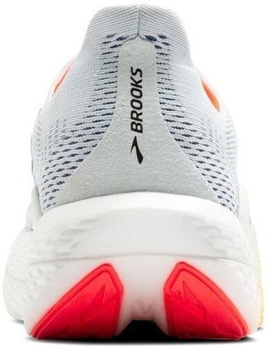 Brooks-Hyperion Max 2 Brooks-3