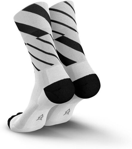 INCYLENCE-Chaussettes Ultralight Angles-1