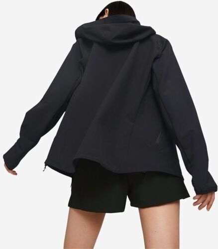 PUMA-Seasons Raincell Jacket-1