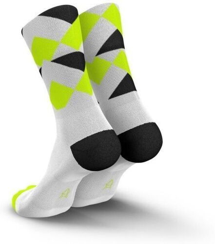 INCYLENCE-Running Peaks Socks-1