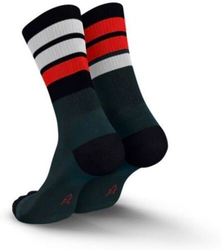 INCYLENCE-Merino Strive Socks-1