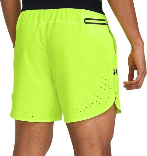 UNDER ARMOUR-UA Peak Woven Shorts-GRN-1