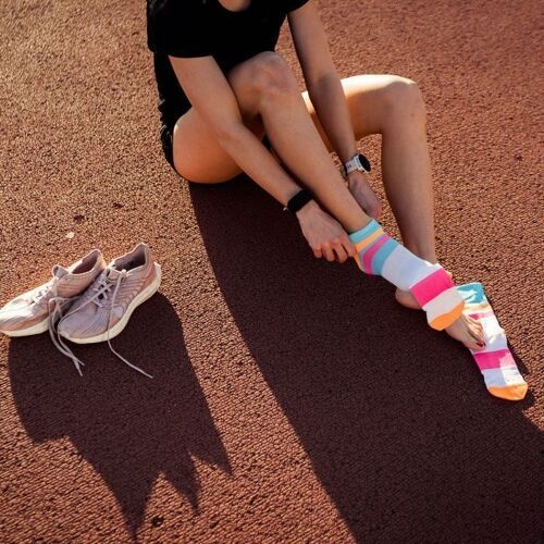 INCYLENCE-ULTRALIGHT TRACKS Socks-3